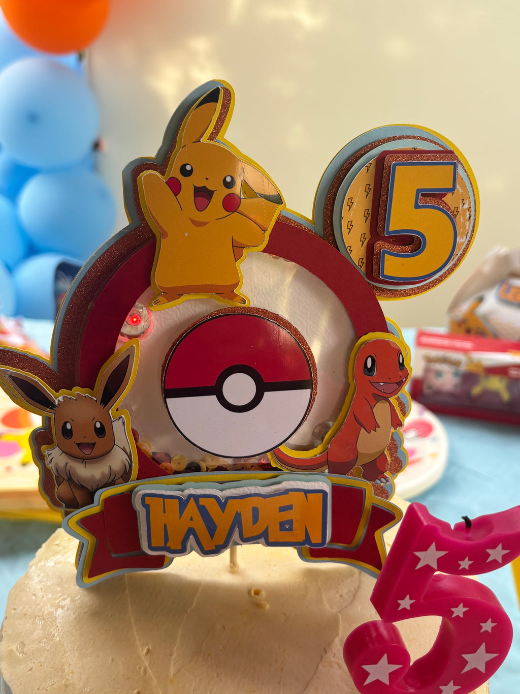 Cake Topper Pikachu Lumineux Personnalisé | Pokémon